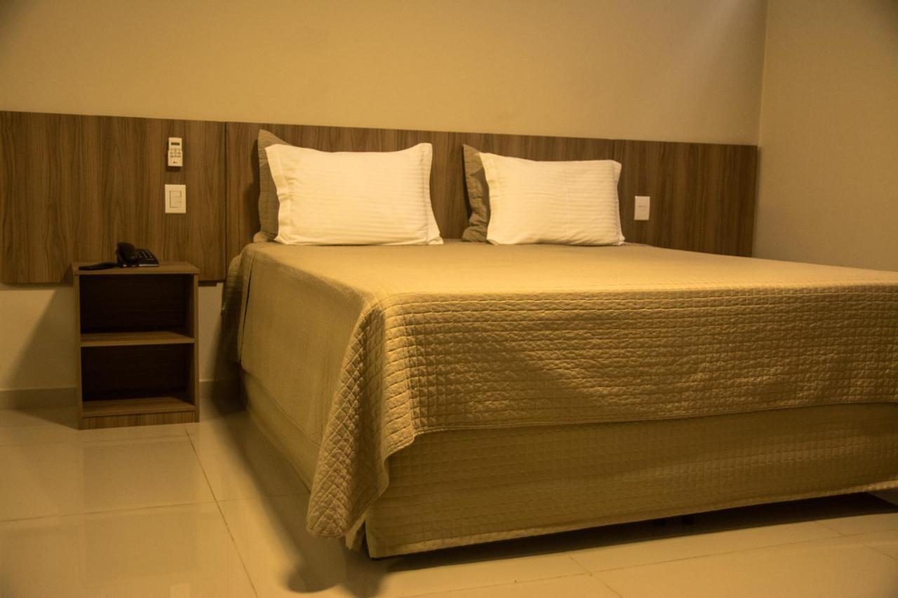 Hotel Vila Verde Penápolis 外观 照片