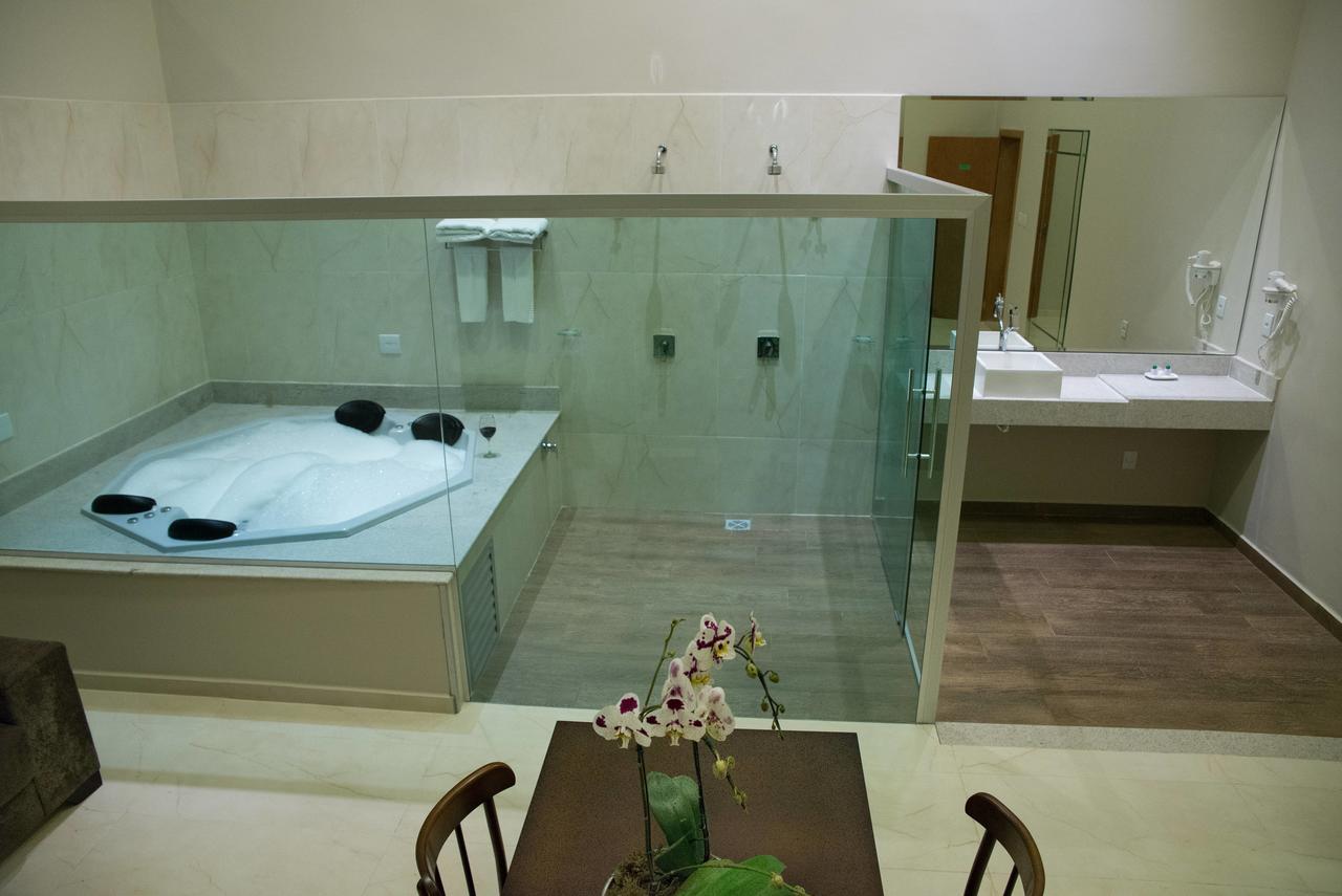 Hotel Vila Verde Penápolis 外观 照片